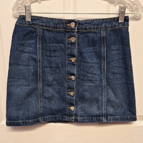 a. H&M Blue Mini Pencil Denim Skirt Casual Night Out Size 8 - Picture 1 of 4